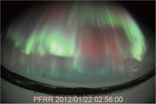 ●2012年1月22日の深夜2時56分にアラスカのライブカメラで撮影されたオーロラ（世界標準時11時56分）