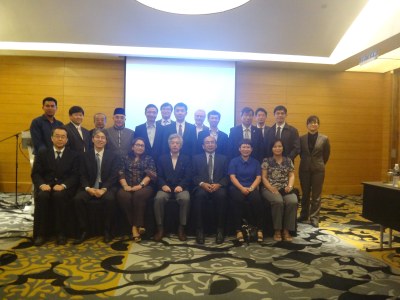 Steering Committee members and secretariat Steering Committee members and secretariat