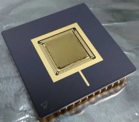 Figure 4 On-chip trap manufactured by the NICT