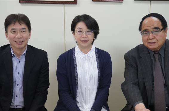 左から株式会社アニモの鈴木晃さん、津田幸子さん、服部一郎さん