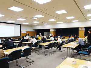 第12回妨害波測定法研究会の様子 第12回妨害波測定法研究会の様子