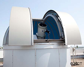 図3 鹿島宇宙技術センターにある口径35cm 望遠鏡 図3 鹿島宇宙技術センターにある口径35cm 望遠鏡