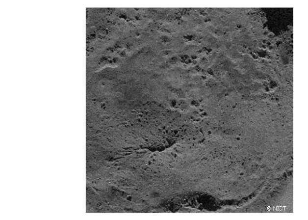 図2：2月22日に観測した霧島新燃岳の火口周辺の画像